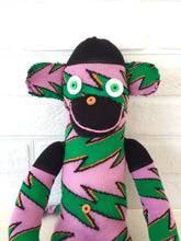 Load image into Gallery viewer, Happy Chappy - ZIGGY