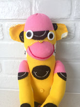 Load image into Gallery viewer, HAPPY CHAPPY - SMILEY
